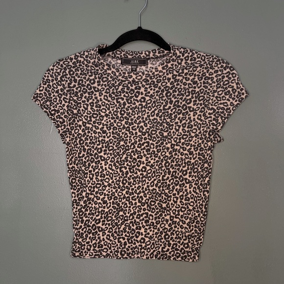 Cheetah Print Blouse (XS) - Picture 1 of 1